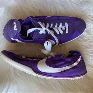 Nike purple sneakers